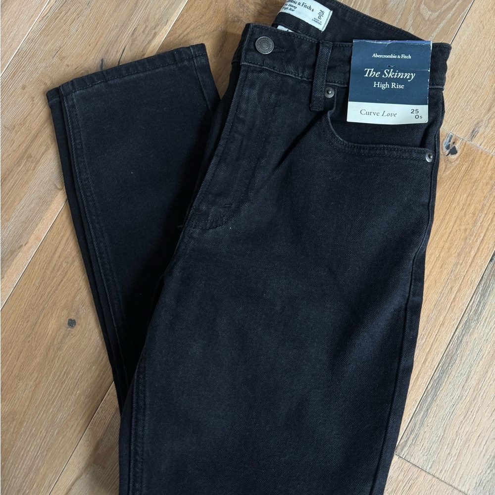 Abercrombie & Fitch Black The Skinny High Rise Jeans size 25